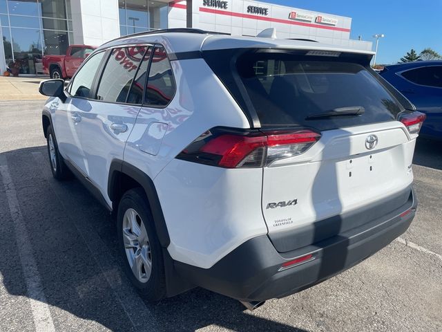 2021 Toyota RAV4 XLE