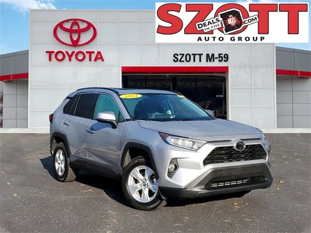 2021 Toyota RAV4 XLE