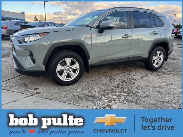 2021 Toyota RAV4 XLE