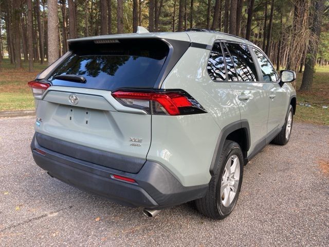 2021 Toyota RAV4 XLE