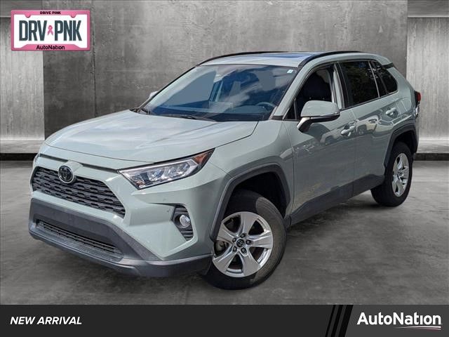 2021 Toyota RAV4 XLE