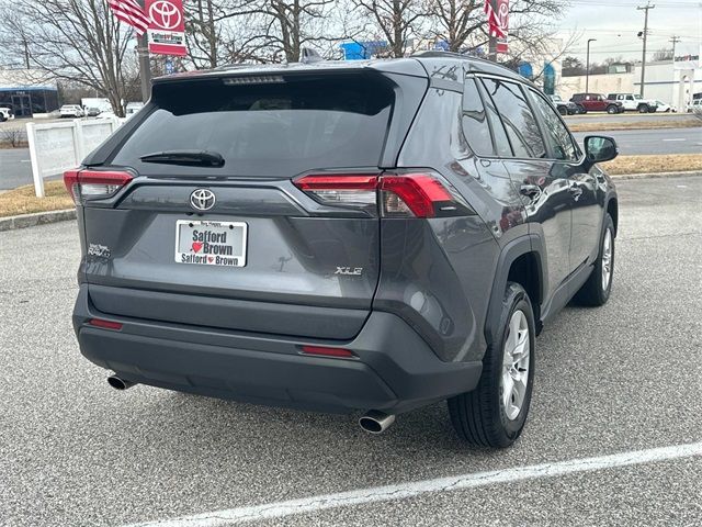 2021 Toyota RAV4 XLE