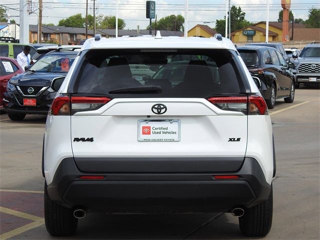 2021 Toyota RAV4 XLE