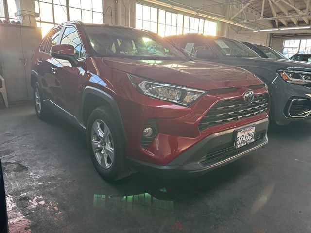 2021 Toyota RAV4 XLE