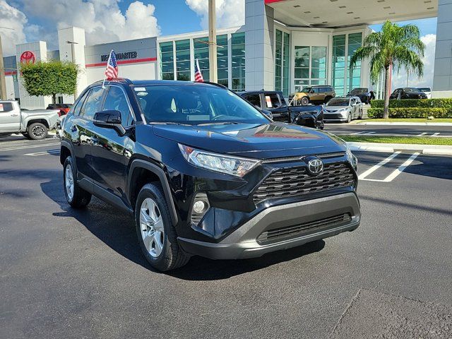 2021 Toyota RAV4 XLE