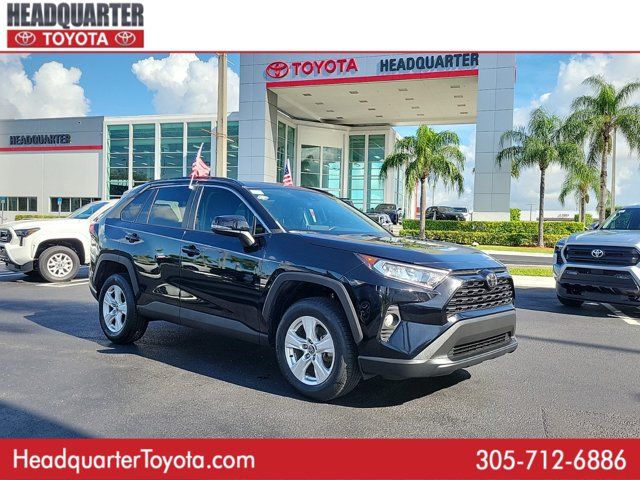 2021 Toyota RAV4 XLE