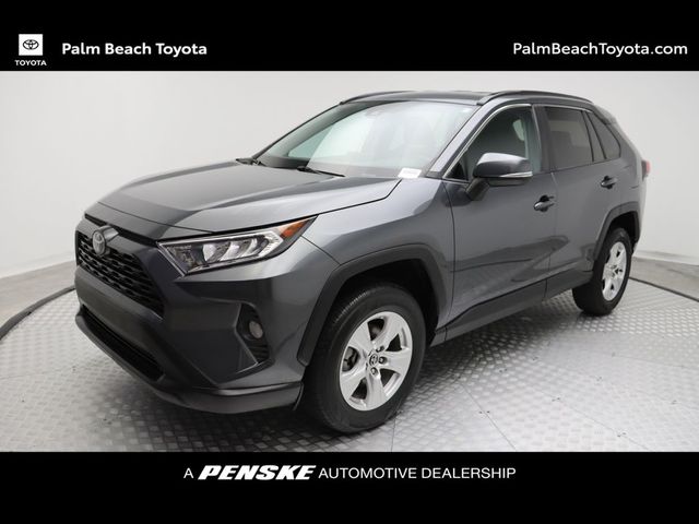 2021 Toyota RAV4 XLE