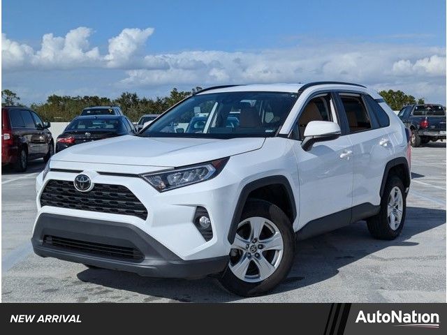 2021 Toyota RAV4 XLE