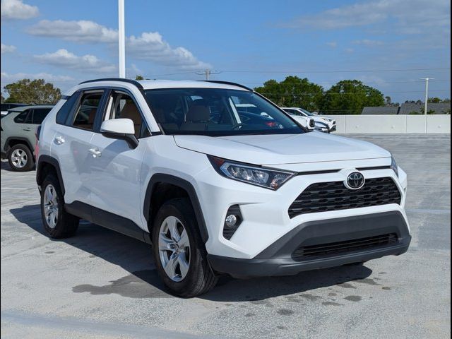 2021 Toyota RAV4 XLE