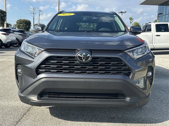 2021 Toyota RAV4 XLE