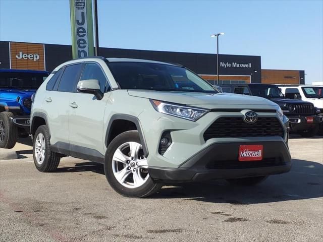 2021 Toyota RAV4 XLE