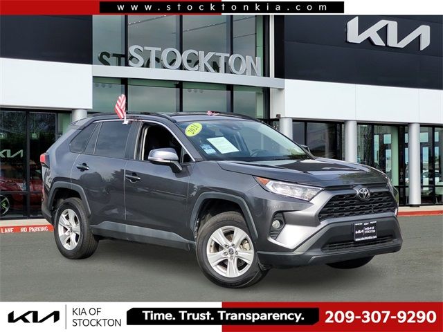 2021 Toyota RAV4 XLE