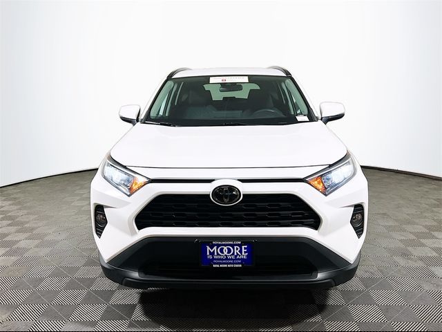 2021 Toyota RAV4 XLE