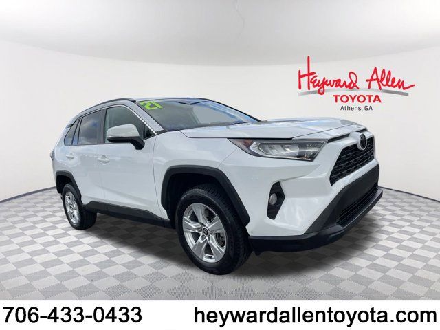 2021 Toyota RAV4 XLE