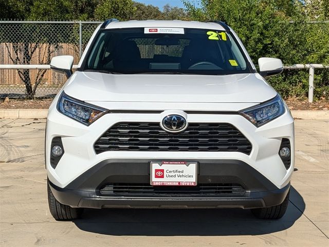 2021 Toyota RAV4 XLE