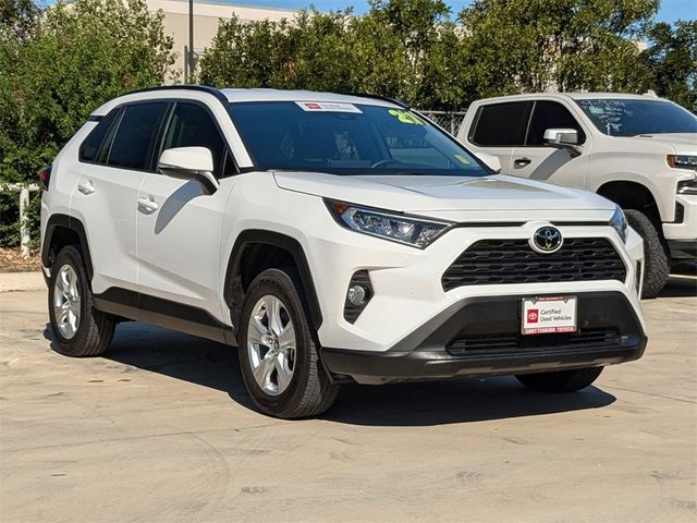 2021 Toyota RAV4 XLE