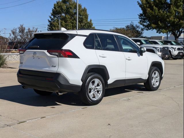 2021 Toyota RAV4 XLE