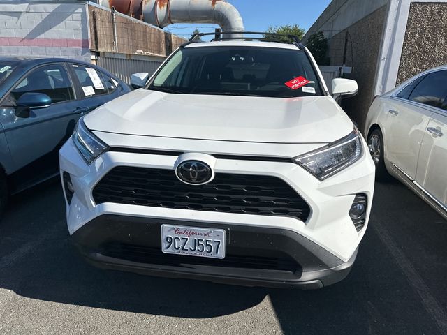 2021 Toyota RAV4 XLE