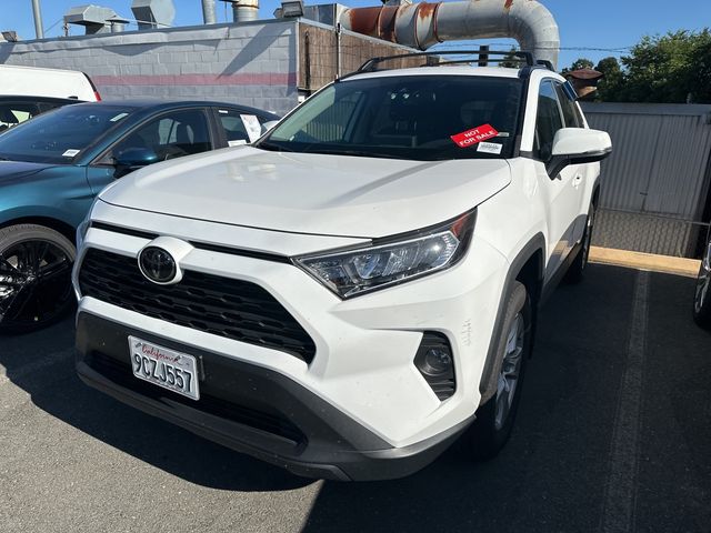 2021 Toyota RAV4 XLE