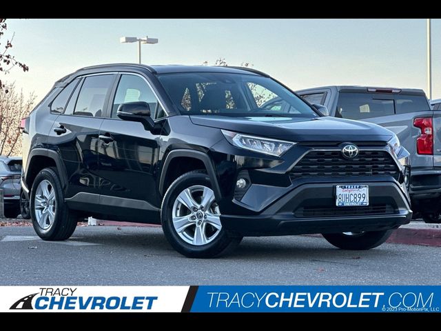 2021 Toyota RAV4 XLE