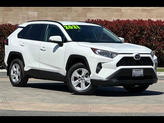 2021 Toyota RAV4 XLE