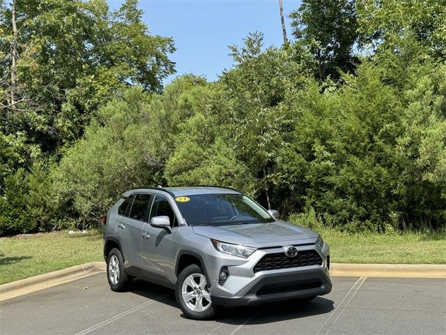 2021 Toyota RAV4 XLE