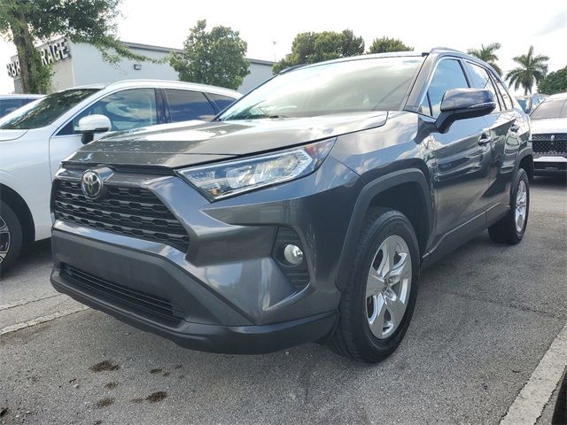 2021 Toyota RAV4 XLE