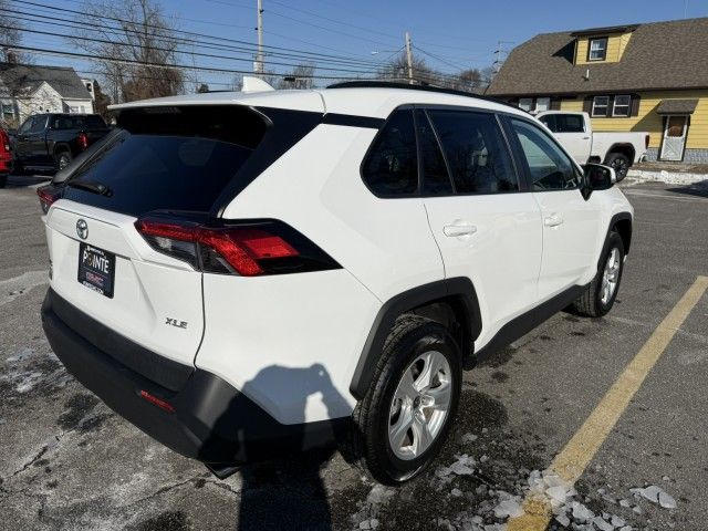 2021 Toyota RAV4 XLE