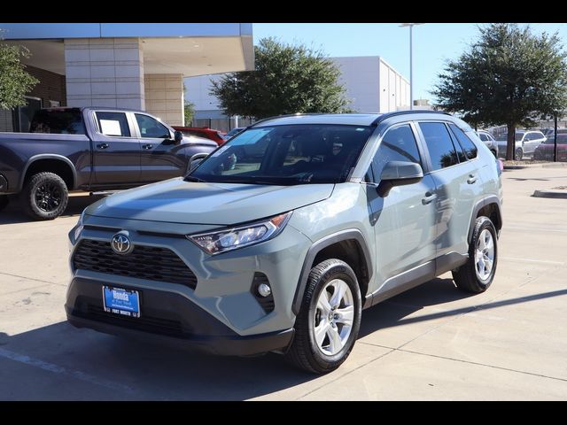 2021 Toyota RAV4 XLE