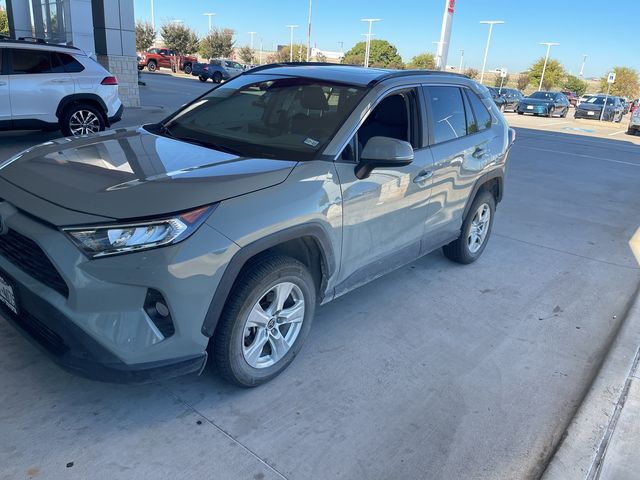 2021 Toyota RAV4 XLE