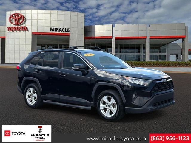 2021 Toyota RAV4 XLE