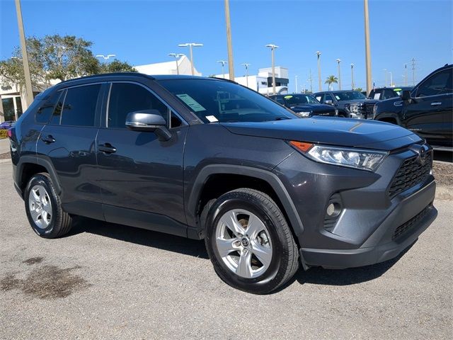 2021 Toyota RAV4 XLE