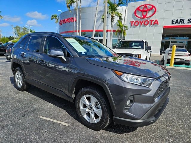 2021 Toyota RAV4 XLE