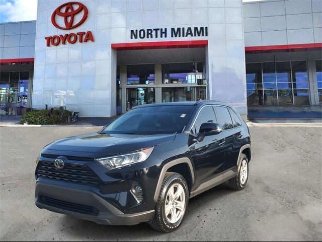 2021 Toyota RAV4 XLE