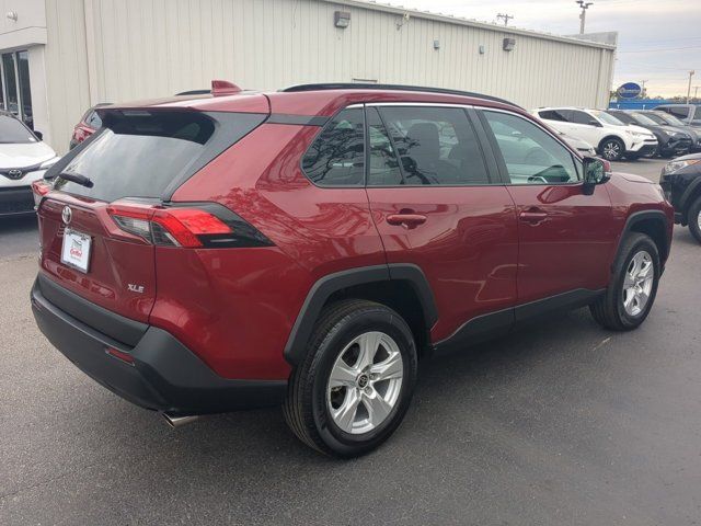 2021 Toyota RAV4 XLE