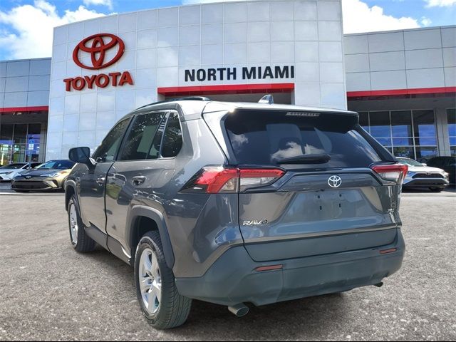 2021 Toyota RAV4 XLE