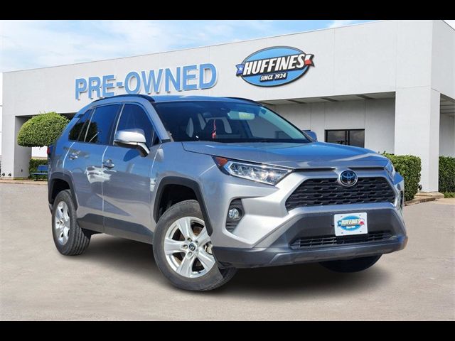 2021 Toyota RAV4 XLE