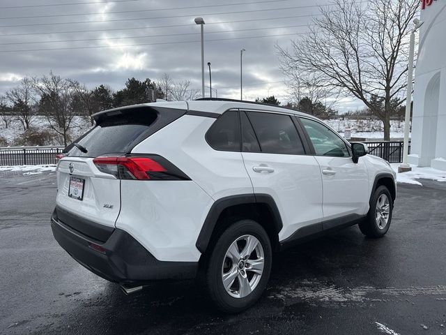 2021 Toyota RAV4 XLE