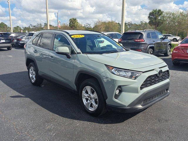 2021 Toyota RAV4 XLE