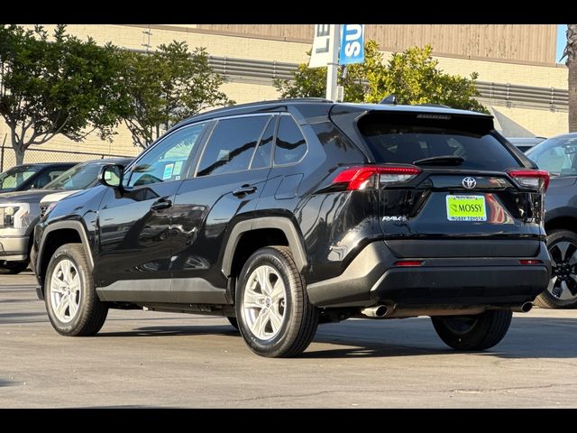 2021 Toyota RAV4 XLE