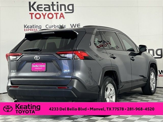 2021 Toyota RAV4 XLE