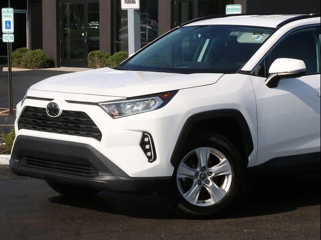 2021 Toyota RAV4 XLE