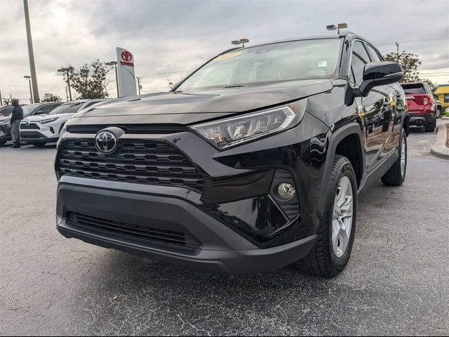 2021 Toyota RAV4 XLE