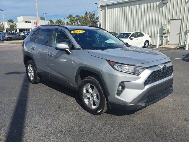 2021 Toyota RAV4 XLE