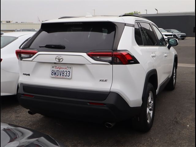 2021 Toyota RAV4 XLE