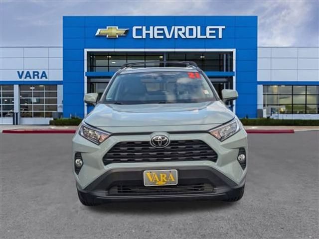 2021 Toyota RAV4 XLE