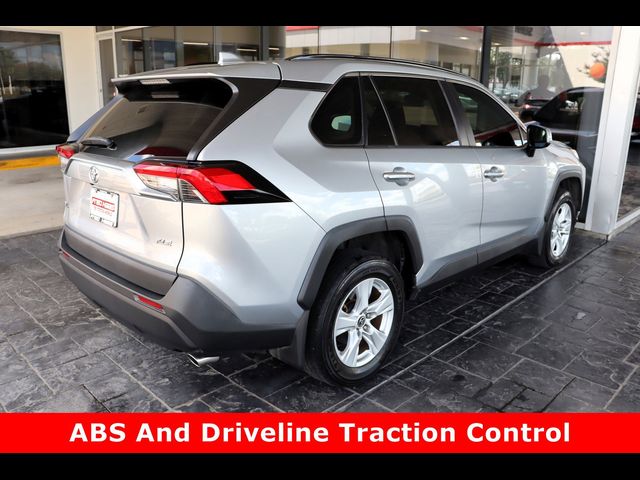 2021 Toyota RAV4 XLE