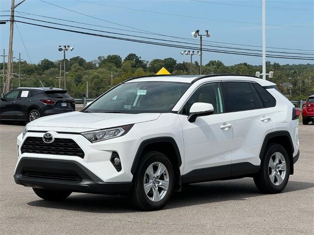 2021 Toyota RAV4 XLE