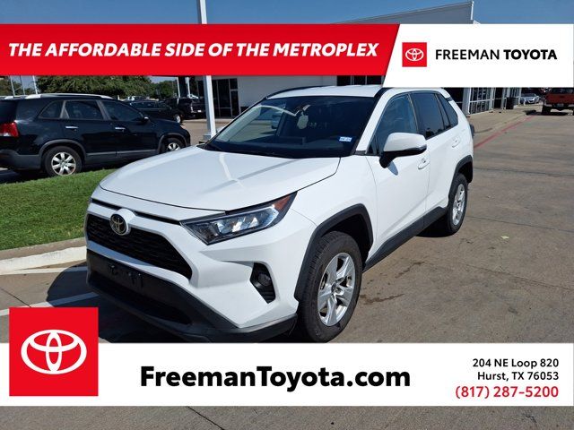 2021 Toyota RAV4 XLE