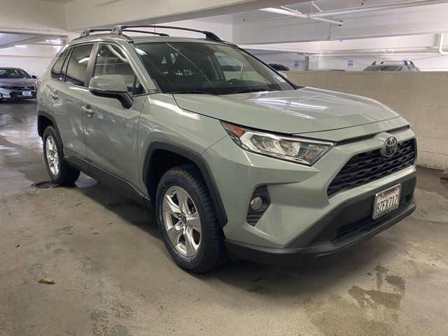 2021 Toyota RAV4 XLE